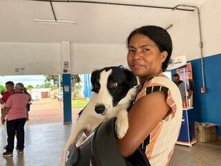 Para garantir castra&ccedil;&atilde;o gratuita de c&atilde;es e gatos, donos amanhecem em Cras 