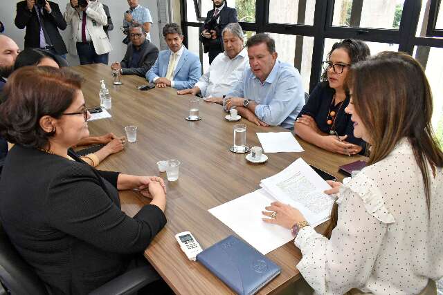 Projeto prev&ecirc; educa&ccedil;&atilde;o para servidores no combate &agrave; viol&ecirc;ncia contra mulher