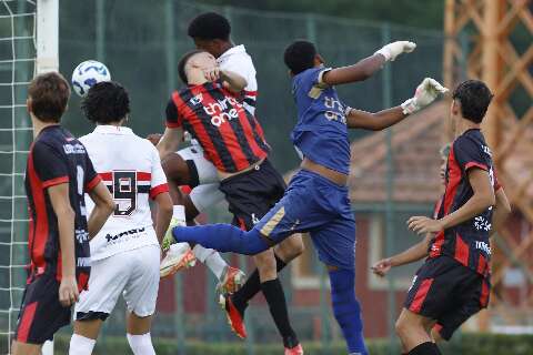 S&atilde;o Paulo goleia time de MS e avan&ccedil;a &agrave;s oitavas da Copa do Brasil Sub-17