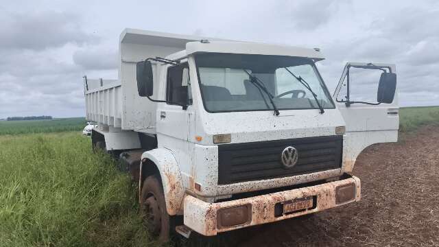 Homem &eacute; preso ap&oacute;s furtar seis caminh&otilde;es em Navira&iacute;