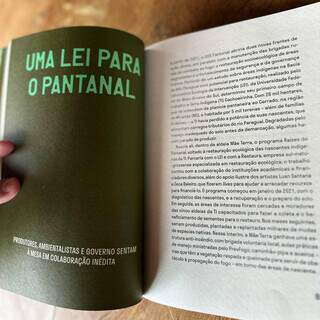 Molho pandanal, livro bilíngue sobre defesa de biome comemora 15 anos