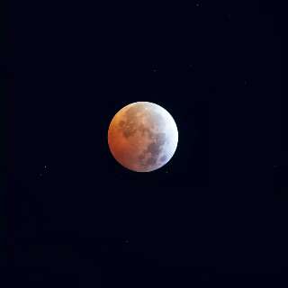 Espet&aacute;culo: veja as fotos do eclipse total da Lua visto de Campo Grande