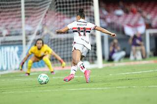 S&atilde;o Paulo vence Corinthians nos p&ecirc;naltis e conquista a Supercopa Feminina