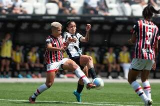 S&atilde;o Paulo e Corinthians disputam t&iacute;tulo da Supercopa Feminina