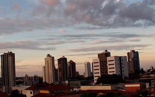 Capital tem alerta de chuva intensa e m&aacute;xima n&atilde;o passa dos 31&ordm;C