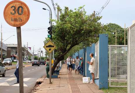 Esperado h&aacute; 15 anos, concurso da Embrapa tem movimento tranquilo na Capital