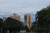 Semana começa com céu nublado e temperatura amena em Campo Grande