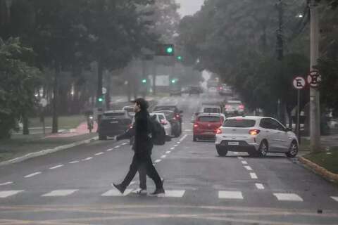 Inmet emite alerta de chuvas intensas e queda de temperatura em MS