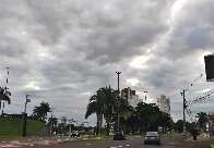 Sábado amanhece com céu nublado e previsão é de mais chuva