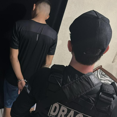 Justi&ccedil;a expede 103 mandados contra membros do PCC e Comando Vermelho