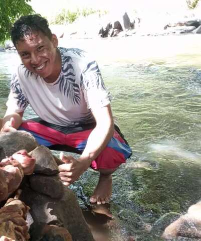 Fam&iacute;lia procura por estudante desaparecido desde segunda-feira