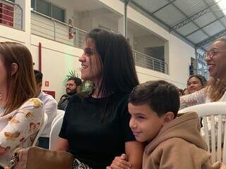 F&atilde; de Yeltsi e com defici&ecirc;ncia visual, Henrique enfim ganhou abra&ccedil;o