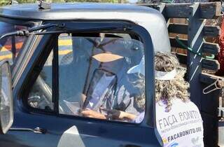 Campanha em rodovia alerta para crime brutal: violência sexual contra crianças Campanha em rodovia alerta para crime brutal: violência sexual contra crianças
