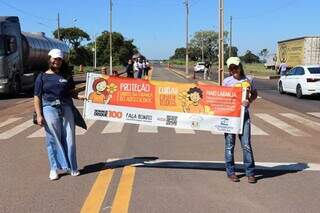 Campanha em rodovia alerta para crime brutal: violência sexual contra crianças Campanha em rodovia alerta para crime brutal: violência sexual contra crianças