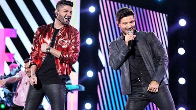 Hoje tem Festa da Farinha com show gratuito de Munhoz e Mariano