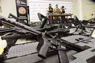 Paraguai inicia audi&ecirc;ncia de militares presos por fornecer armas a fac&ccedil;&otilde;es