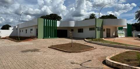 CAC atira acidentalmente no amigo durante manuten&ccedil;&atilde;o de pistola em fazenda