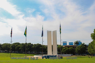 Estudantes oferecem auxílio gratuito para declarar o Imposto de Renda Estudantes oferecem auxílio gratuito para declarar o Imposto de Renda