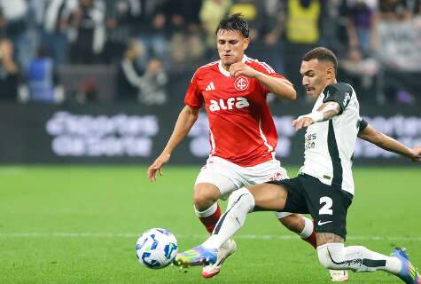 Yuri Alberto marca tr&ecirc;s vezes e comanda vit&oacute;ria do Corinthians sobre o Inter