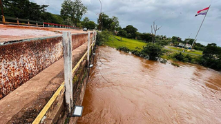Vítima de afogamento é encontrada a mil metros da área urbana no Rio Apa Vítima de afogamento é encontrada a mil metros da área urbana no Rio Apa