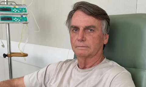 Ap&oacute;s tr&ecirc;s semanas, Jair Bolsonaro tem alta hospitalar 