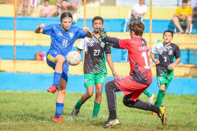 &Uacute;ltima rodada define classificados no Estadual Sub-13