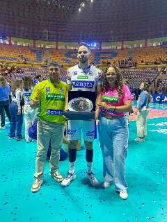 Campo-grandense brilha na final, mas V&ocirc;lei Renata &eacute; vice da Superliga Masculina