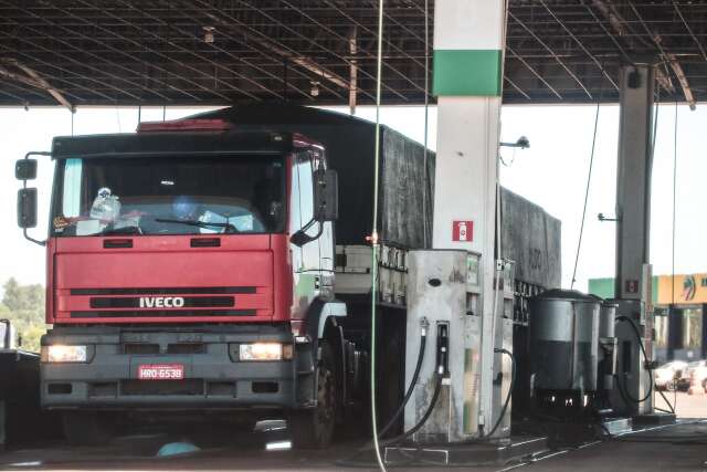 Petrobras reduz diesel em 4,66% e chega a terceira queda no ano
