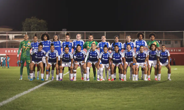 Cruzeiro goleia fora de casa e chega ao topo da tabela no Brasileir&atilde;o Feminino