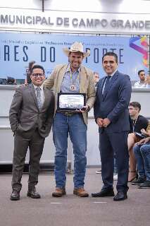 Dr. Ademar Linares: refer&ecirc;ncia em veterin&aacute;ria equina e em esportes equestres 