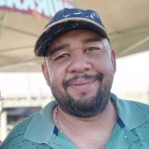 Ex que esfaqueou 8 vezes professora &eacute; encontrado morto em cela