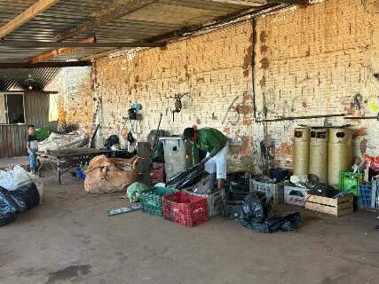 Projeto social em meio &agrave; reciclagem transforma vidas na periferia da Capital