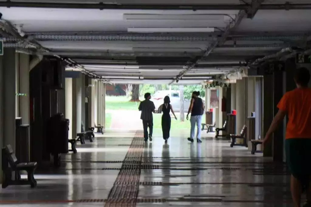 MEC inicia pagamento do P&eacute;-de-Meia Licenciaturas a 4 mil estudantes