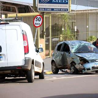 Quase 30 multas por hora s&atilde;o registradas na Capital, maioria por alta velocidade