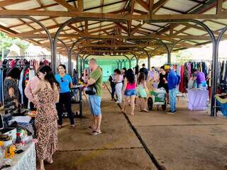 Coletivo de Brech&oacute;s realiza encontro com op&ccedil;&otilde;es de presentes para as m&atilde;es 