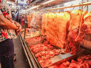 Da lingui&ccedil;a &agrave; picanha, carne para churrasco varia quase 200% na Capital