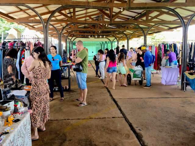 Coletivo de Brechós realiza encontro com opções de presentes para as mães 