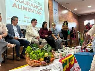 Ex-ministro Patrus Ananias defende segurança alimentar em evento na UFMS Ex-ministro Patrus Ananias defende segurança alimentar em evento na UFMS
