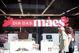 Com&eacute;rcio n&atilde;o ter&aacute; hor&aacute;rio estendido na v&eacute;spera do Dia das M&atilde;es