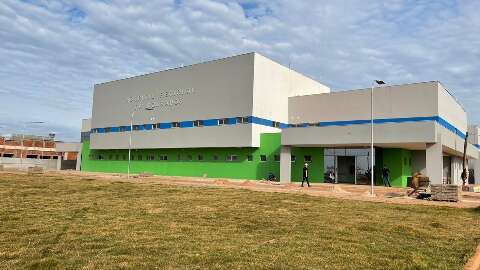 Sem prever entrega, Riedel diz que Hospital Regional de Dourados &eacute; &quot;fundamental&quot;
