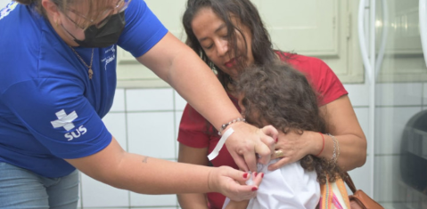 Com meta de imunizar 42,6 mil pessoas, Dia D da vacina&ccedil;&atilde;o mobiliza Corumb&aacute; 