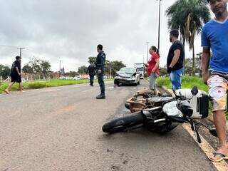 Dois acidentes em sequ&ecirc;ncia causam transtornos na Avenida Gury Marques