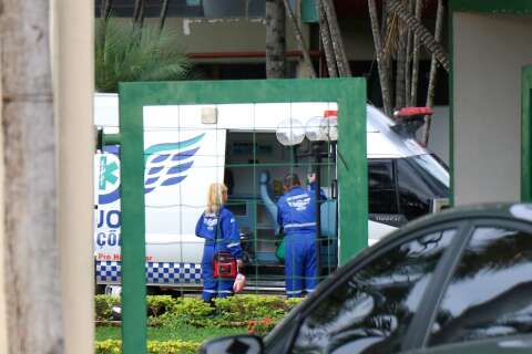 Fisiculturista &eacute; socorrido ap&oacute;s parada card&iacute;aca em competi&ccedil;&atilde;o