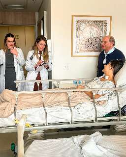 Deputada passa por cirurgia contra c&acirc;ncer e inicia recupera&ccedil;&atilde;o