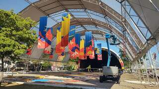 Corumbá começa a receber estrutura do Festival América do Sul Corumbá começa a receber estrutura do Festival América do Sul