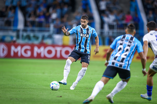 Gr&ecirc;mio segura empate e mant&eacute;m invencibilidade na Sul-Americana