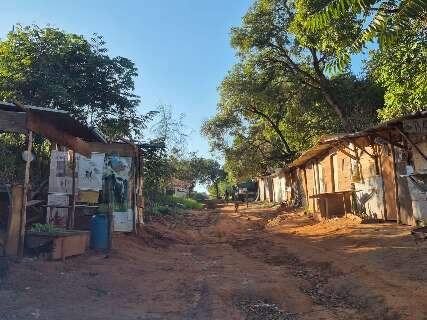 &quot;N&atilde;o s&atilde;o acampados&quot;, justifica l&iacute;der ap&oacute;s invas&atilde;o e tiros em fazenda 