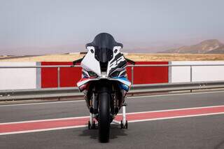 BMW inicia pr&eacute;-venda da S 1000 RR com 210 cv de pot&ecirc;ncia 