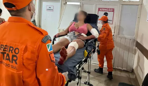Rapaz que deu sete facadas na ex-esposa na frente dos filhos &eacute; preso 
