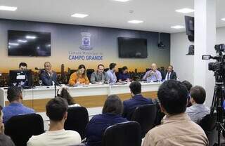 Consórcio Guaicurus recebeu 17,6 mil multas em 12 anos, diz diretor da Agetran Consórcio Guaicurus recebeu 17,6 mil multas em 12 anos, diz diretor da Agetran